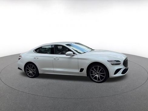 Used 2025 Genesis G70 2.5T AWD/4WD image 2