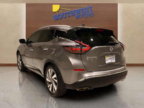 Used 2021 Nissan Murano SL image 2