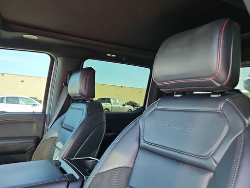 Used 2025 Ford F150 Raptor AWD/4WD image 15