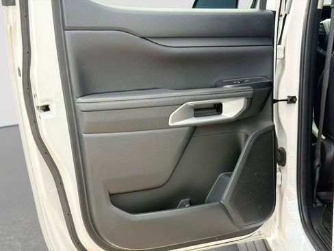 Used 2024 Ford Ranger Lariat AWD/4WD image 13