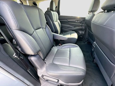 Used 2025 Subaru Ascent Bronze Edition AWD/4WD image 39