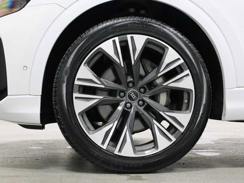 Certified 2026 Audi Q8 Premium Plus AWD/4WD image 38