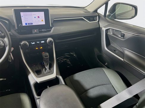 Certified 2023 Toyota RAV4 LE image 21