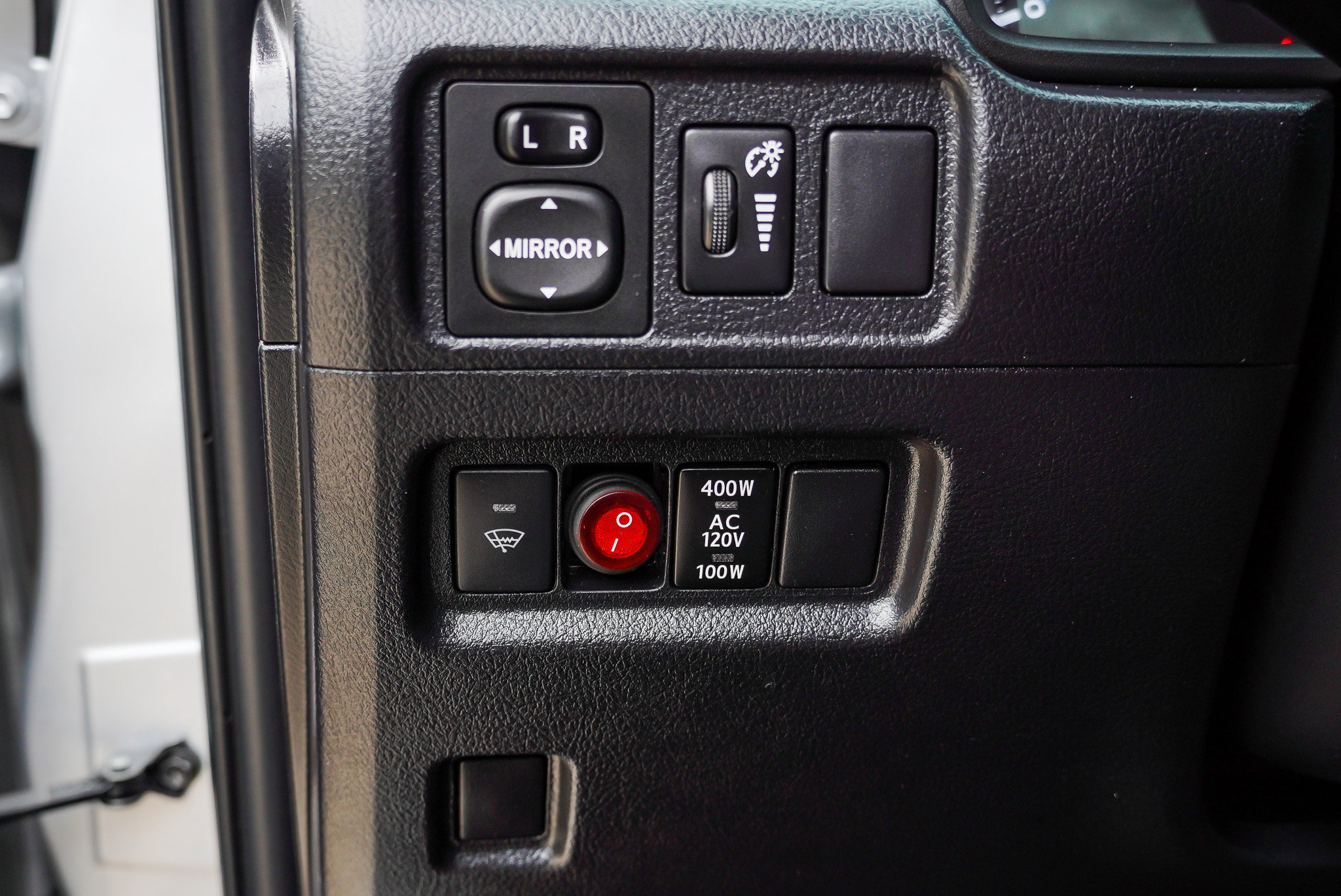 Used 2015 Toyota 4Runner SR5 Premium AWD/4WD image 18