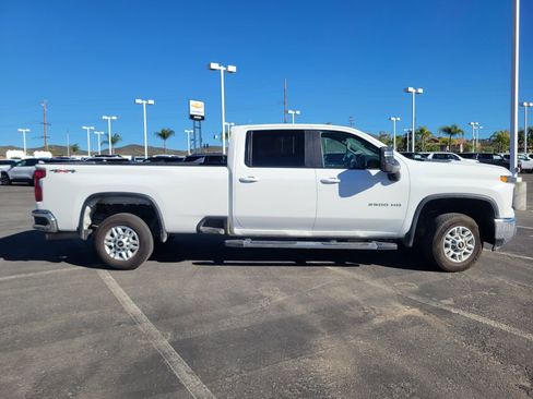 Used 2024 Chevrolet Silverado 2500 LT image 4