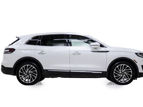 Used 2020 Lincoln Nautilus Reserve w/ Equipment Group 201A AWD/4WD image 5