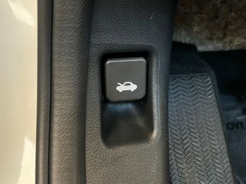 Used 2015 Honda Accord EX-L image 32
