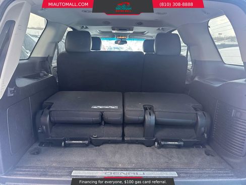 Used 2011 GMC Yukon Denali image 23