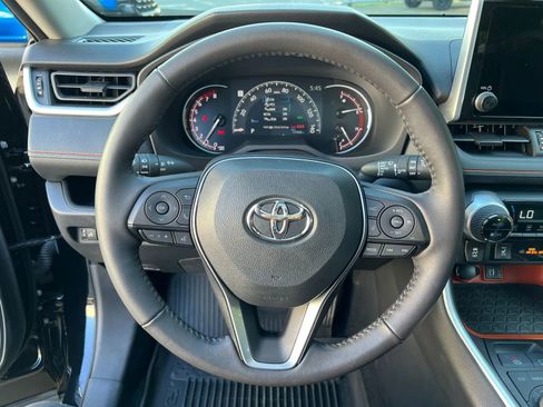 Used 2024 Toyota RAV4 Adventure image 15