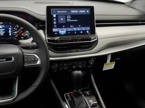 New 2026 Jeep Compass Limited image 19