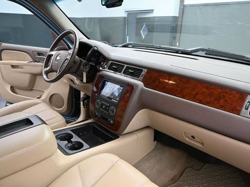 Used 2012 Chevrolet Silverado 3500 LTZ AWD/4WD image 29
