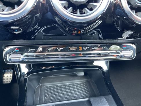 Used 2025 Mercedes-Benz CLA 250 4MATIC image 13