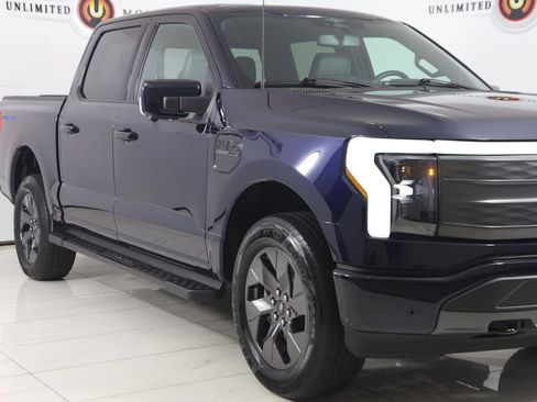 Used 2023 Ford F150 Lightning Lariat AWD/4WD image 42