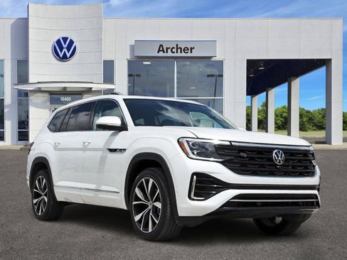 Used 2024 Volkswagen Atlas SEL Premium R-Line AWD/4WD image 1