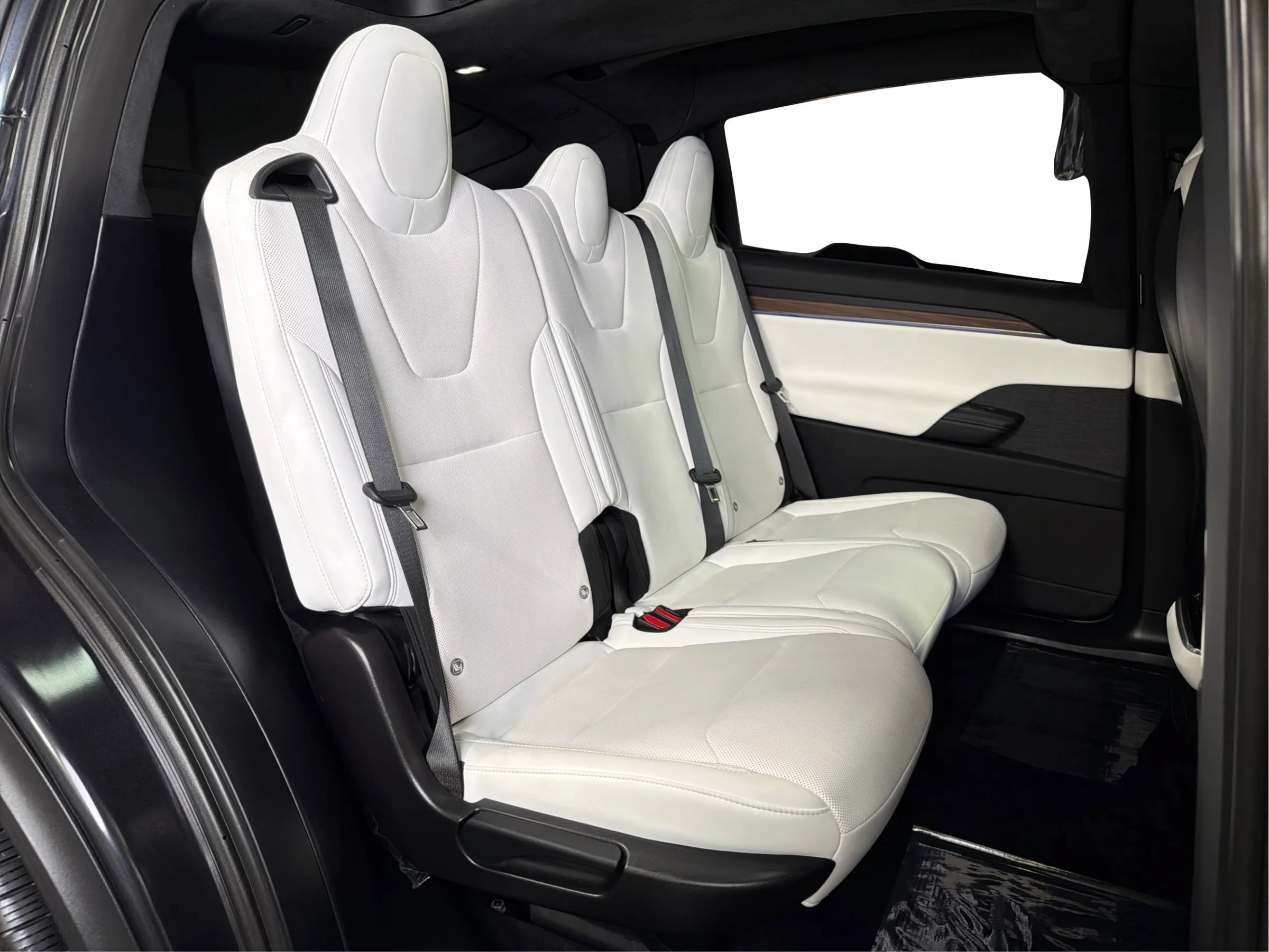 Used 2026 Tesla Model X AWD/4WD image 12