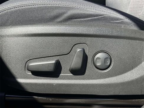 Used 2022 Hyundai Santa Fe SEL image 16