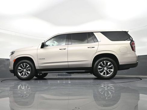 Used 2022 Chevrolet Tahoe LT w/ Luxury Package RWD image 24