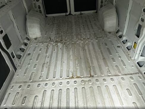 Used 2025 RAM ProMaster 3500 w/ Convenience Group FWD image 16