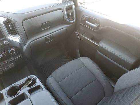 Used 2021 Chevrolet Silverado 1500 LT AWD/4WD image 15
