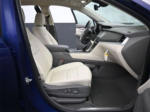 New 2026 Cadillac XT5 Premium Luxury w/ Driver Assist Package image 18