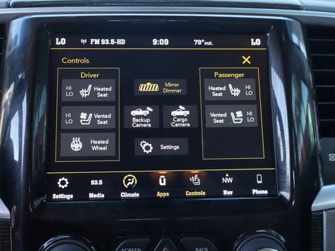 Used 2018 RAM 2500 Limited image 35