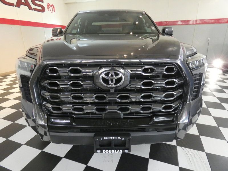 Used 2023 Toyota Tundra Platinum AWD/4WD image 3