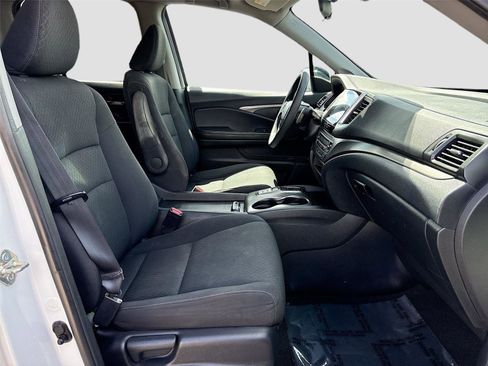 Used 2020 Honda Ridgeline Sport image 26