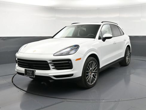 Certified 2022 Porsche Cayenne Platinum Edition AWD/4WD image 6