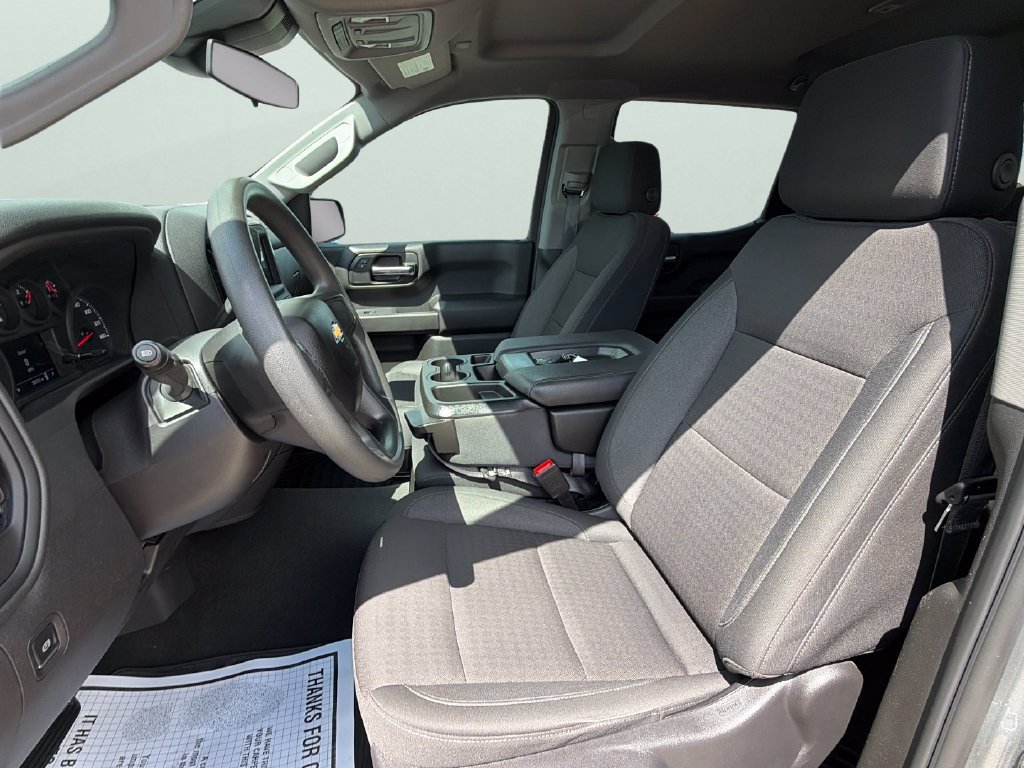 Certified 2025 Chevrolet Silverado 1500 Custom RWD image 17