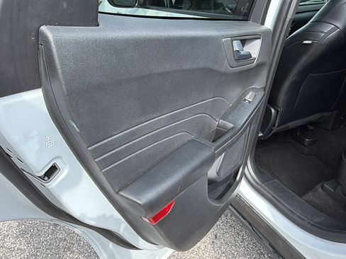 Used 2025 Ford Escape ST-Line FWD image 22