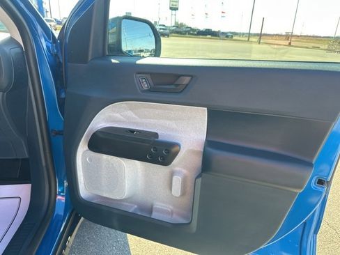 Certified 2025 Ford Maverick XLT w/ XLT Luxury Package image 10