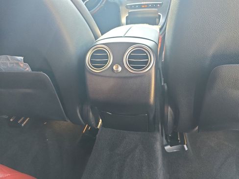 Used 2020 Mercedes-Benz GLC 300 4MATIC Coupe image 13