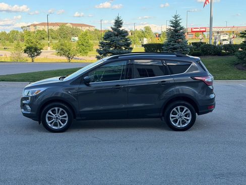 Used 2018 Ford Escape SE w/ SE Sync 3 Package AWD/4WD image 8
