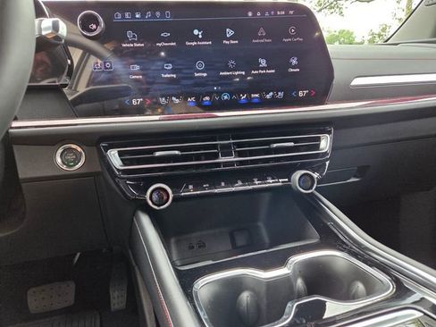 New 2026 Chevrolet Traverse RS FWD image 27
