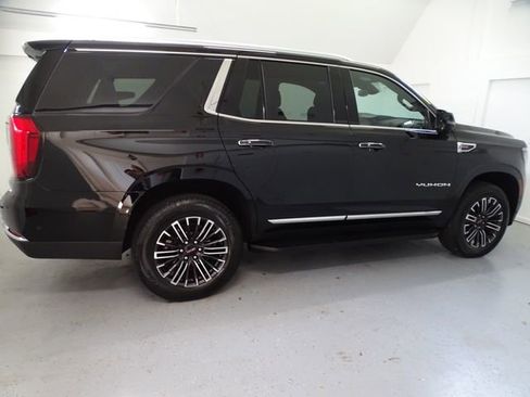 Used 2025 GMC Yukon Elevation w/ LPO, Floor Liner Package AWD/4WD image 22