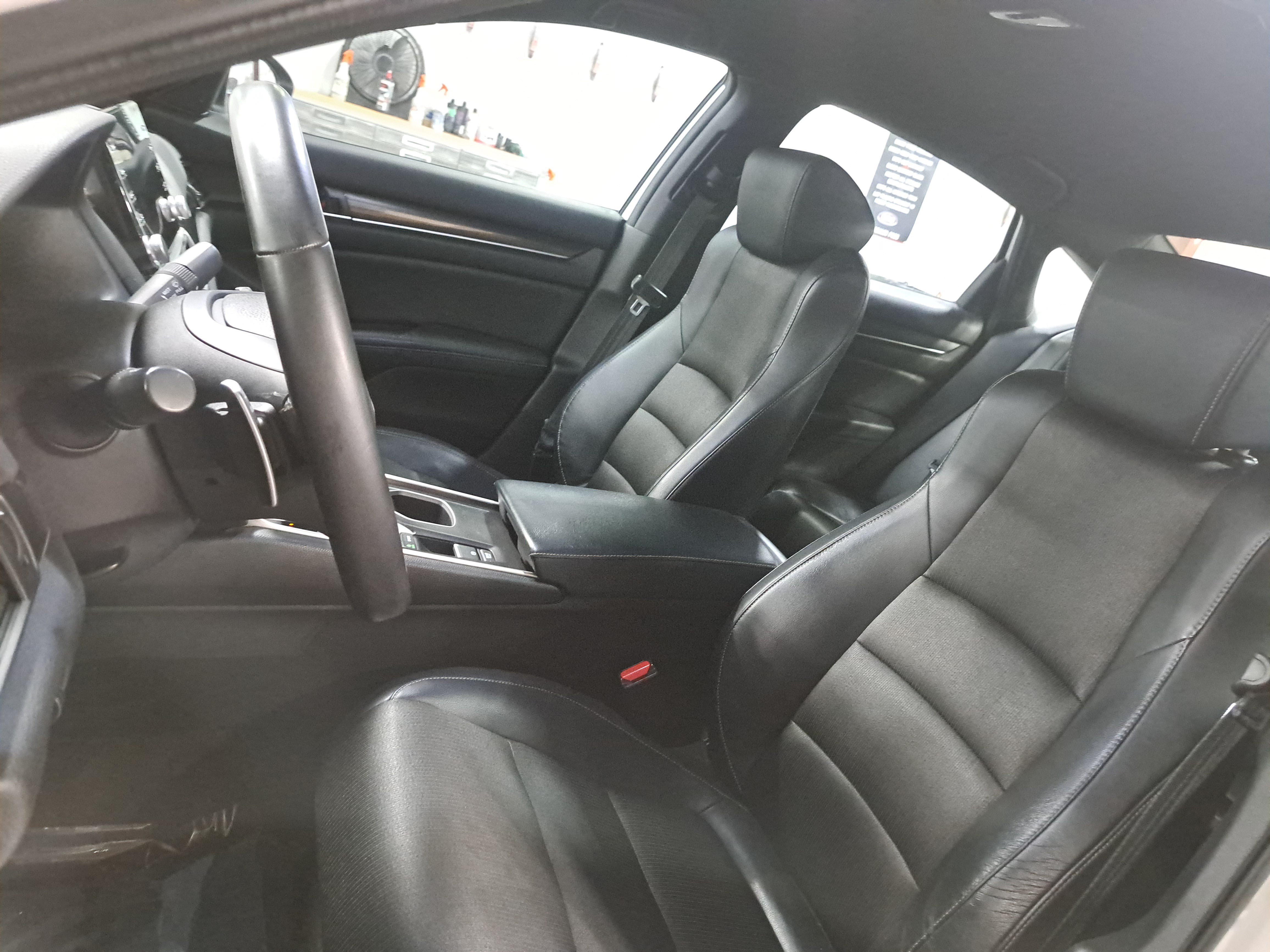Used 2018 Honda Accord Sport image 14