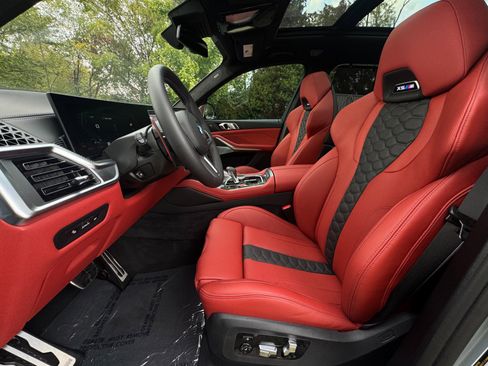 Used 2026 BMW X5 M Competition w/ Executive Package image 9