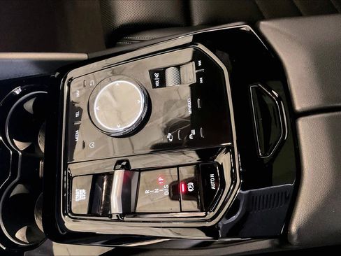 Certified 2024 BMW 530i image 16