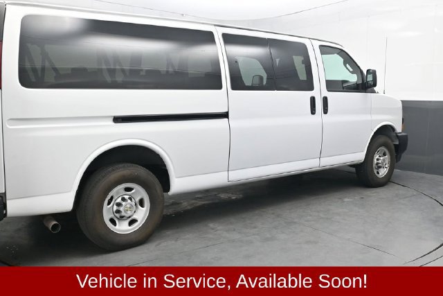 Used 2024 Chevrolet Express 3500 LS RWD image 8