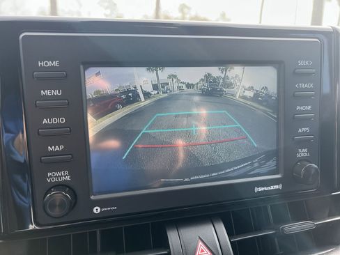 Used 2021 Toyota RAV4 XLE image 25