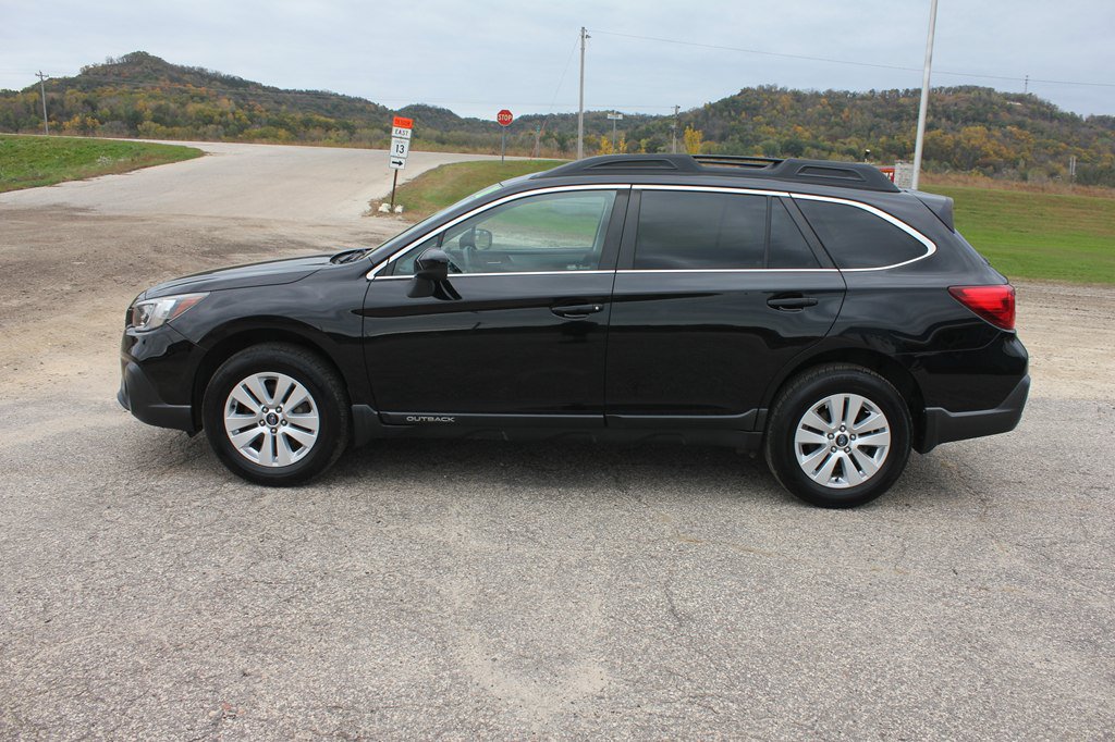 Used 2018 Subaru Outback 2.5i Premium AWD/4WD image 8