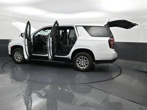 Used 2024 Chevrolet Tahoe LS RWD image 35