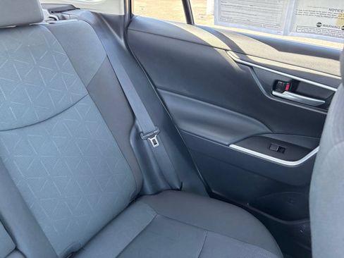Used 2025 Toyota RAV4 XLE w/ Convenience Package AWD/4WD image 39