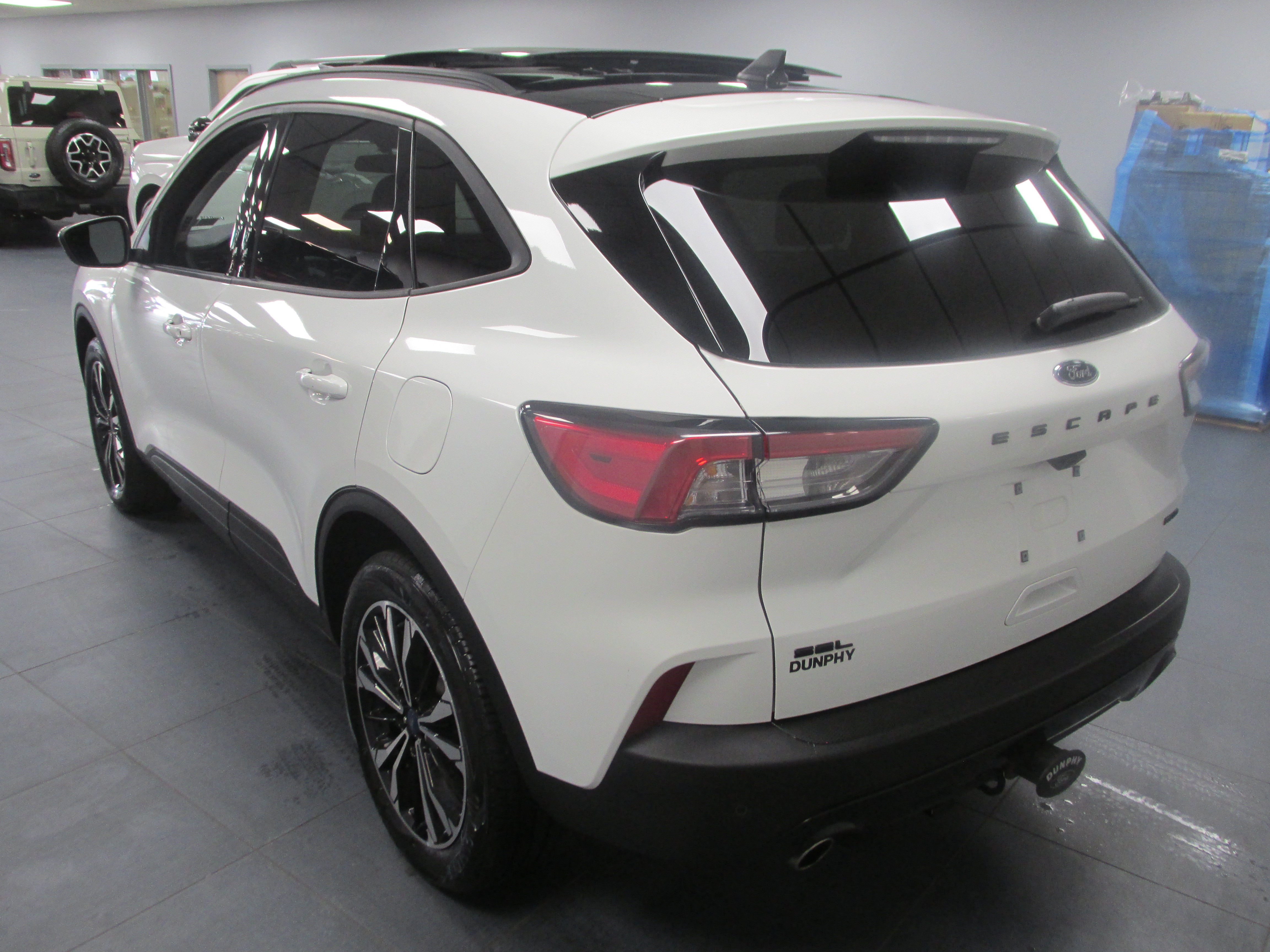 Used 2022 Ford Escape SEL w/ SEL Stealth AWD Package image 7