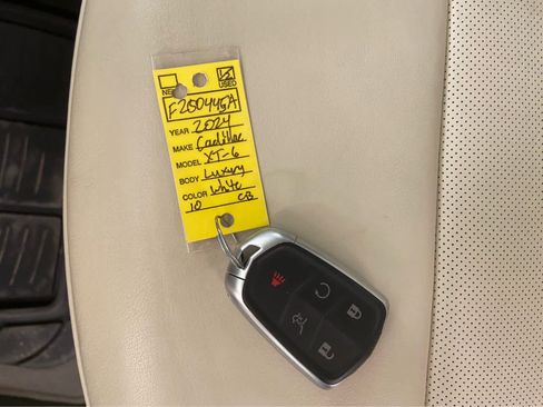 Used 2024 Cadillac XT6 Premium Luxury w/ Technology Package image 51