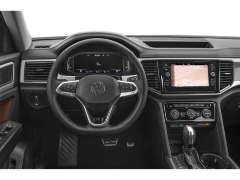 Used 2021 Volkswagen Atlas SEL R-Line image 7