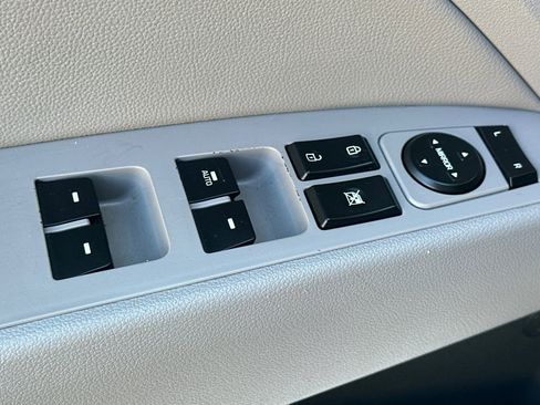 Used 2018 Hyundai Elantra Limited w/ Limited Ultimate Package 02 image 12