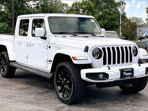Used 2023 Jeep Gladiator Overland AWD/4WD image 38