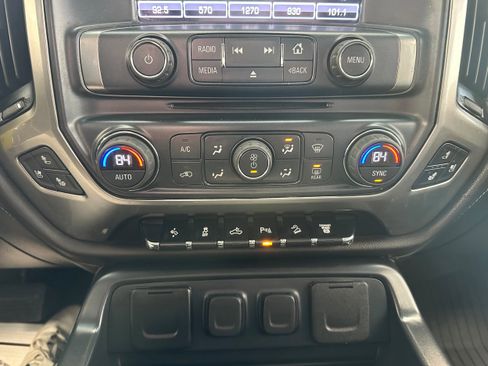 Used 2019 Chevrolet Silverado 2500 LTZ w/ Duramax Plus Package image 17