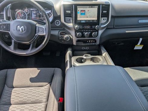 New 2026 RAM 1500 4x4 Crew Cab image 22